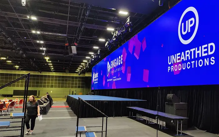 Suntec Singapore Convention Centre Hall 401   402 LED Screen